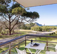 1 'Intrepid' 3 Intrepid Close - Amazing views of Shoal Bay only 100m from the Beach - Accommodation Broome