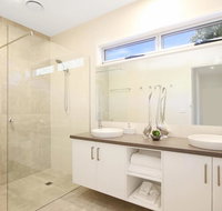 18 on Rayner - swish apartment Myrtleford - Accommodation Broome