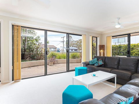 2 'Peninsula Waters' - Three Bedroom Unit With Spacious Private Courtyard & WIFI - Accommodation Broome 2