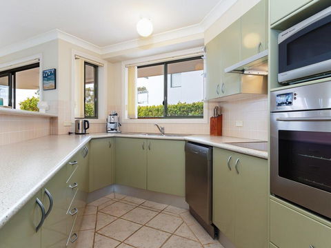 2 'Peninsula Waters' - Three Bedroom Unit With Spacious Private Courtyard & WIFI - Accommodation Broome 0