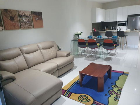2 BDR Sea View Guest House - Accommodation Broome 3