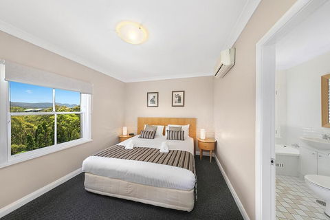 2 Bedroom Villa @ Oaks Cypress Lakes Resort - Accommodation Broome 1
