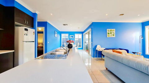 Blue Home By GoodLive - Accommodation Broome 1