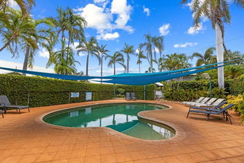 Cable Beachside Villas with Accommodation Broome