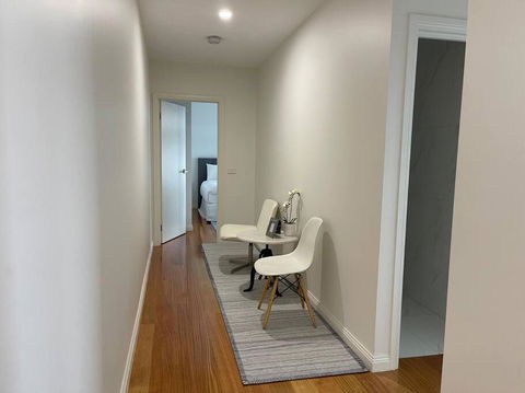 D121 Fabulous Marsh Stay - Accommodation Broome 4