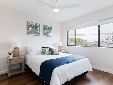 3 'Bangalee' 41 Soldiers Point Rd - Fantastic Waterfront Unit With Pool, WIFI & Chromecast - Accommodation Broome 3