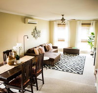 3 Bdrm House With Parking  Outdoor Entertaining - Accommodation Broome