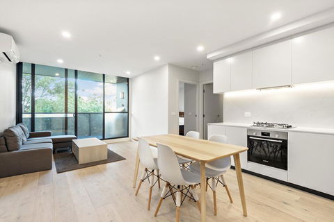 3 Bed Rooms Apartment Super Convenient Location - Accommodation Broome 1