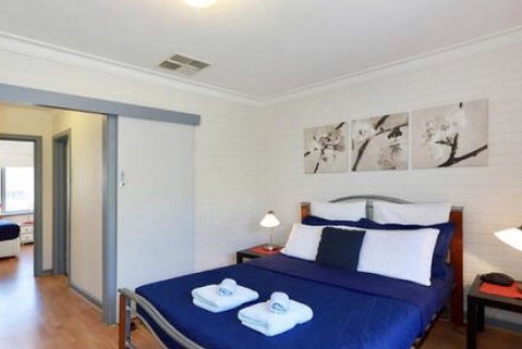3 Oceans Apartments - Scarborough - Accommodation Broome 2