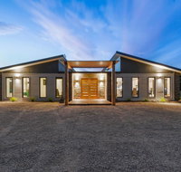 3 WISE MONKEYS MANSFIELD - Accommodation Broome