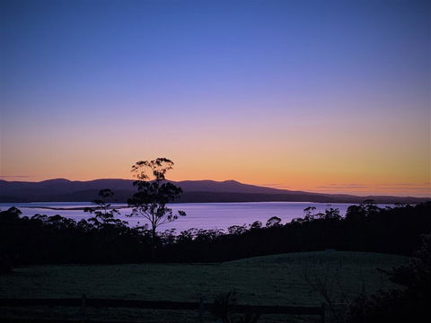 32 Zachary Drive Farm Stay Iconic Water Views - Accommodation Broome 0