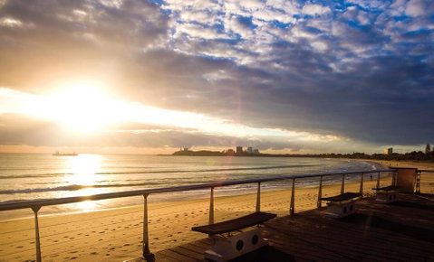 3BR Beach Escape AC, Pool, Tennis, Wine, Coffee, Netflix - Accommodation Broome 2