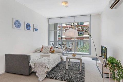 A Modern & Stylish Studio Near Darling Harbour - Accommodation Broome 3