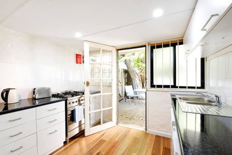 A Quaint Darlinghurst Cottage - Accommodation Broome 2
