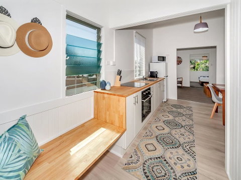 A Touch Of The Bahamas On McKenzie MK3 - Accommodation Broome 3