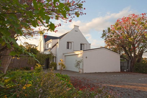 Aarn House B&B Airport Accommodation - Accommodation Broome 2