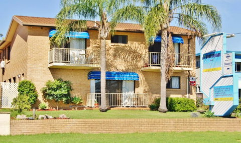 Abel Tasman Motel - Accommodation Broome 0