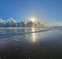 ABSOLUTE BEACH FRONT MACKAY - Comfort Resort Blue Pacific - Accommodation Broome
