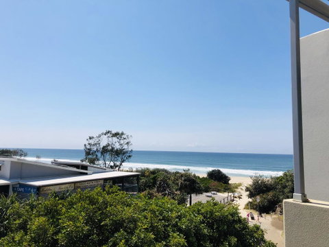 Absolute Beachfront - Cabarita Beach - Ocean Views - 3 Bed Apartment - Accommodation Broome 0