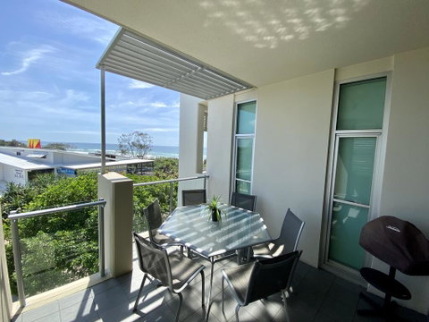 Absolute Beachfront - Cabarita Beach - Ocean Views - 3 Bed Apartment - Accommodation Broome 1