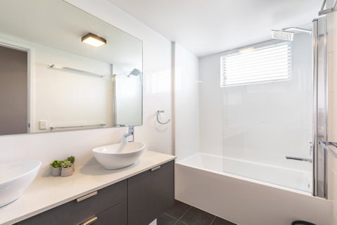 Absolute Beachfront Penthouse, Castaways Beach - Accommodation Broome 2
