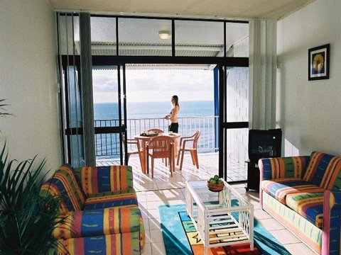 Absolute Beachfront With Million Dollar Views - Accommodation Broome 3