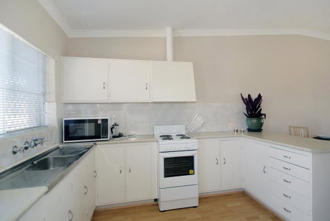 Acacia Holiday & Business Stay - Accommodation Broome 2