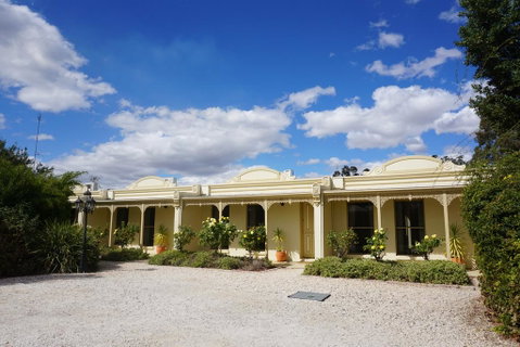 Acacia Terraces - Accommodation Broome 0