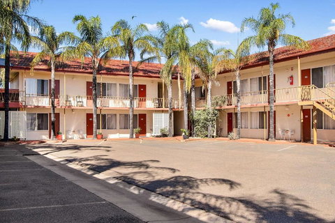 Econo Lodge Griffith Motor Inn - Accommodation Broome 2
