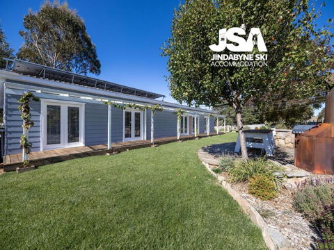 Edelweiss Cottage - Accommodation Broome 0