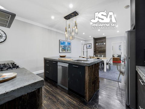 Edelweiss Cottage - Accommodation Broome 3