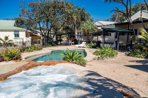 E.V. - Eurong Beach Villa - Accommodation Broome 0