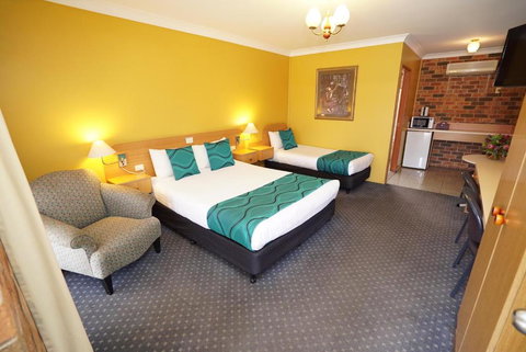 Exies Bagtown - Accommodation Broome 1