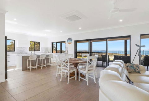 ESCAPE WITH A VIEW - Accommodation Broome 0