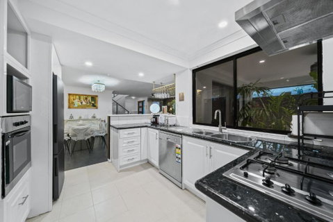 Equitice Winter Moonlight Villa - Accommodation Broome 2