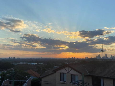 Fab Penthouse Near Bondi / Bronte, Shops & Bars - Accommodation Broome 2