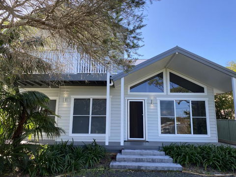 FAIR11W - Fairlight House - Accommodation Broome 0