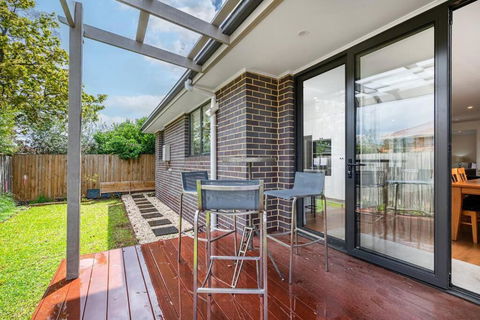 Family Fairyland 4 BRM 3 BATH Near Chadstone SC - Accommodation Broome 3