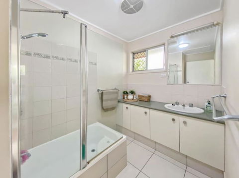 Family Friendly 3 Bedroom Home - Accommodation Broome 2