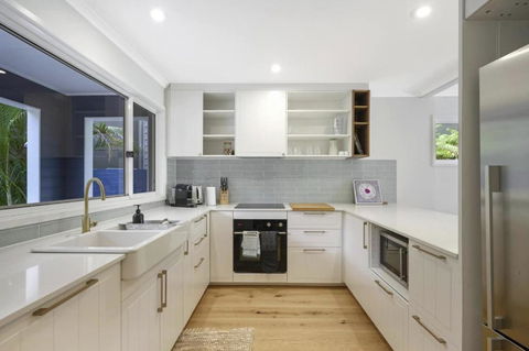 Family Friendly Beach House - 5mins Walk To The Beach - Accommodation Broome 3