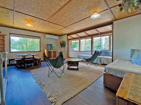 FLINDERS BEACHHOUSE - Accommodation Broome 2