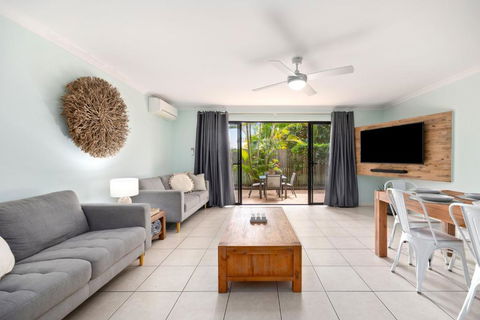 Family Friendly Apartment - 1 Minute Walk To Beach - Accommodation Broome 2