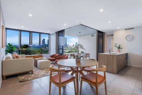 Gabba Oasis:Luxury 3BRM Apt Pool - Accommodation Broome 0