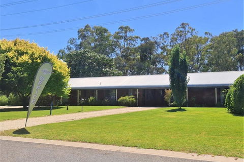 Greenways Holiday Units - Accommodation Broome 1