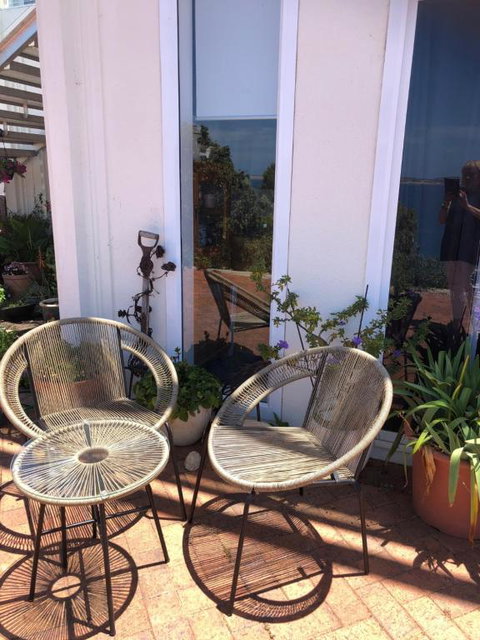 H&H Studio Overlooking Boston Bay, Port Lincoln - Accommodation Broome 2