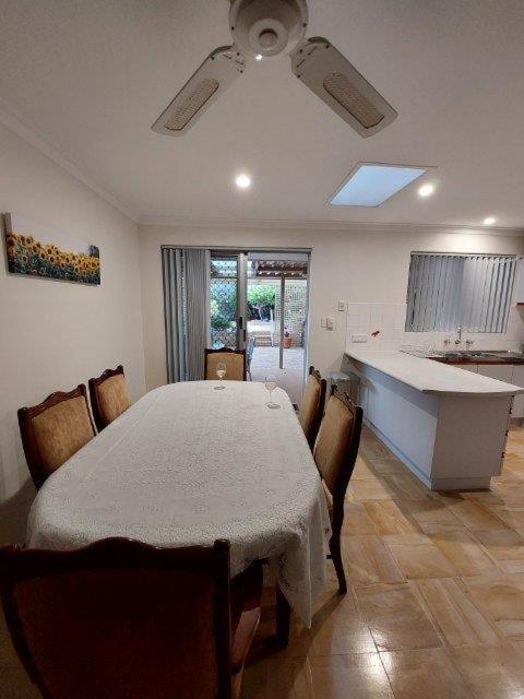 Hello House - Accommodation Broome 1