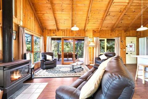 HILLSIDE HOUSE - Accommodation Broome 3