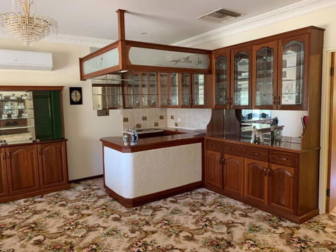 Hockey Manor - Accommodation Broome 2