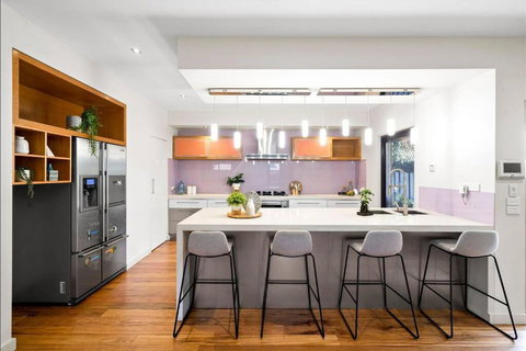 Home & Theatre, Golf, Highpoint - Accommodation Broome 3