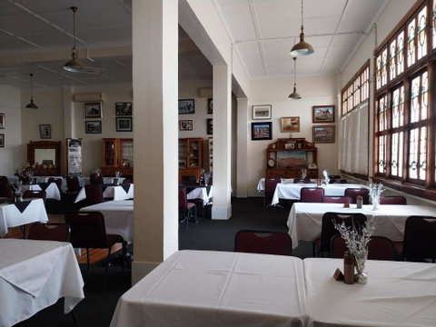 Hotel Corones - Accommodation Broome 2
